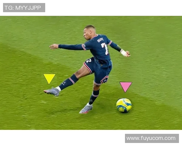 足球明星搞笑扮呆子视频大集合让你捧腹大笑的精彩瞬间